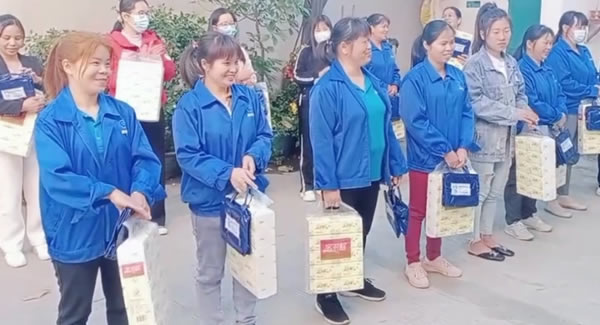 感恩女神節(jié)，所遇即美好|廣有五金&東莞合頁